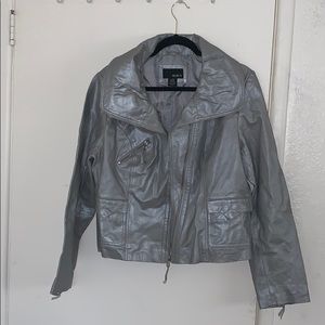 GENUINE LEATHER Jacket (Large)